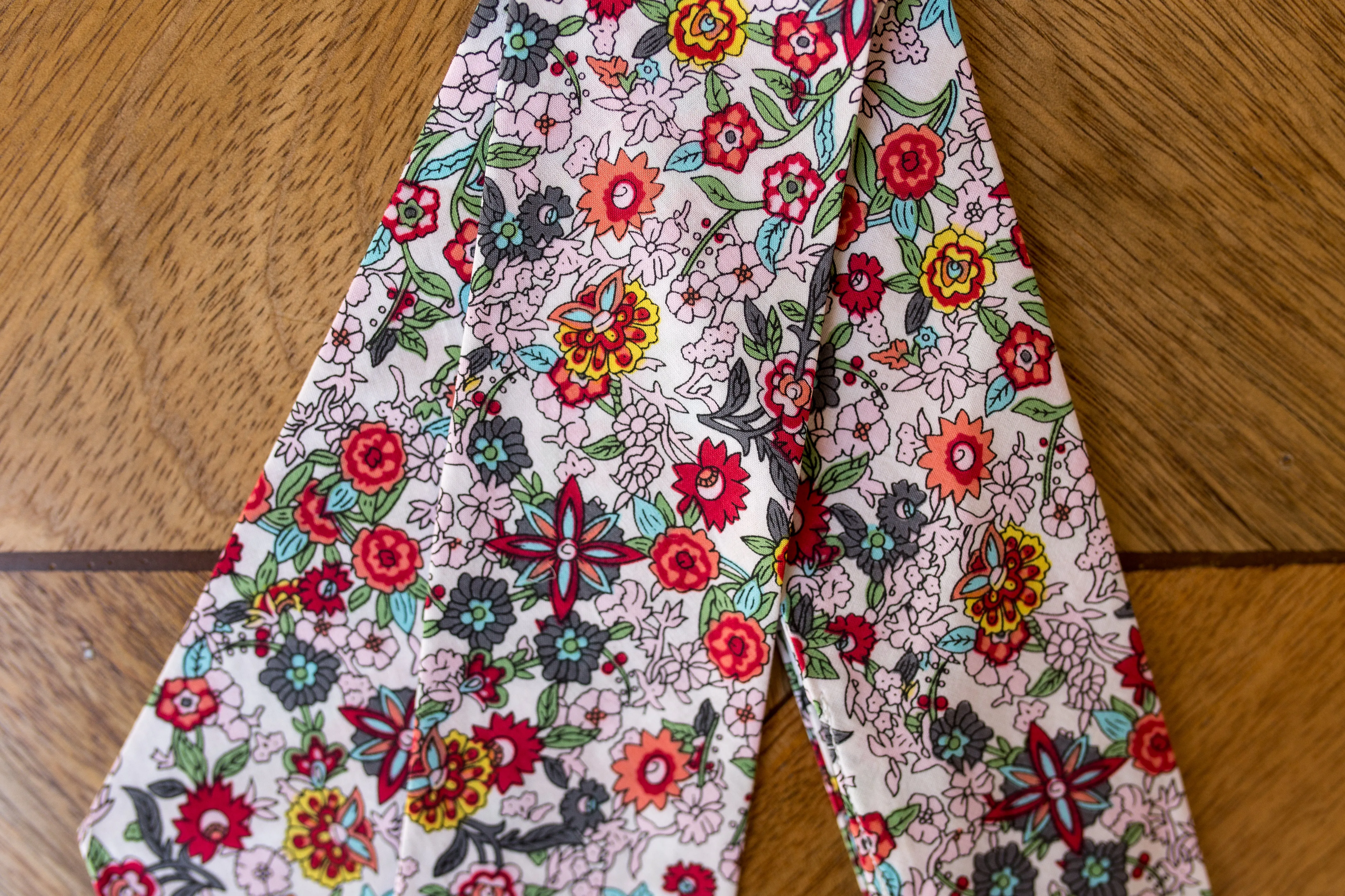 BECK || PET TIE