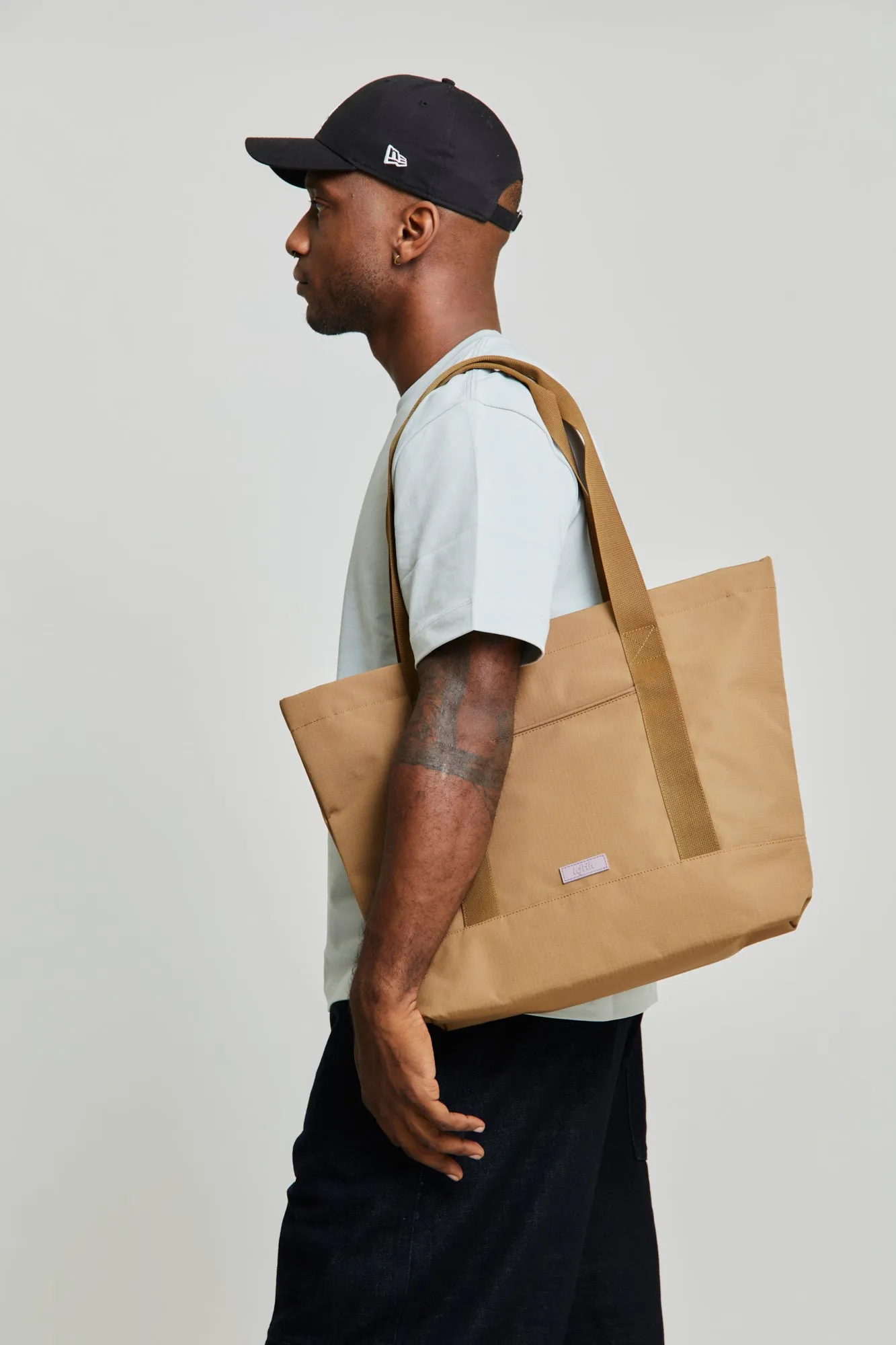 Pack Strata 15" Bag Toffeee Vandra